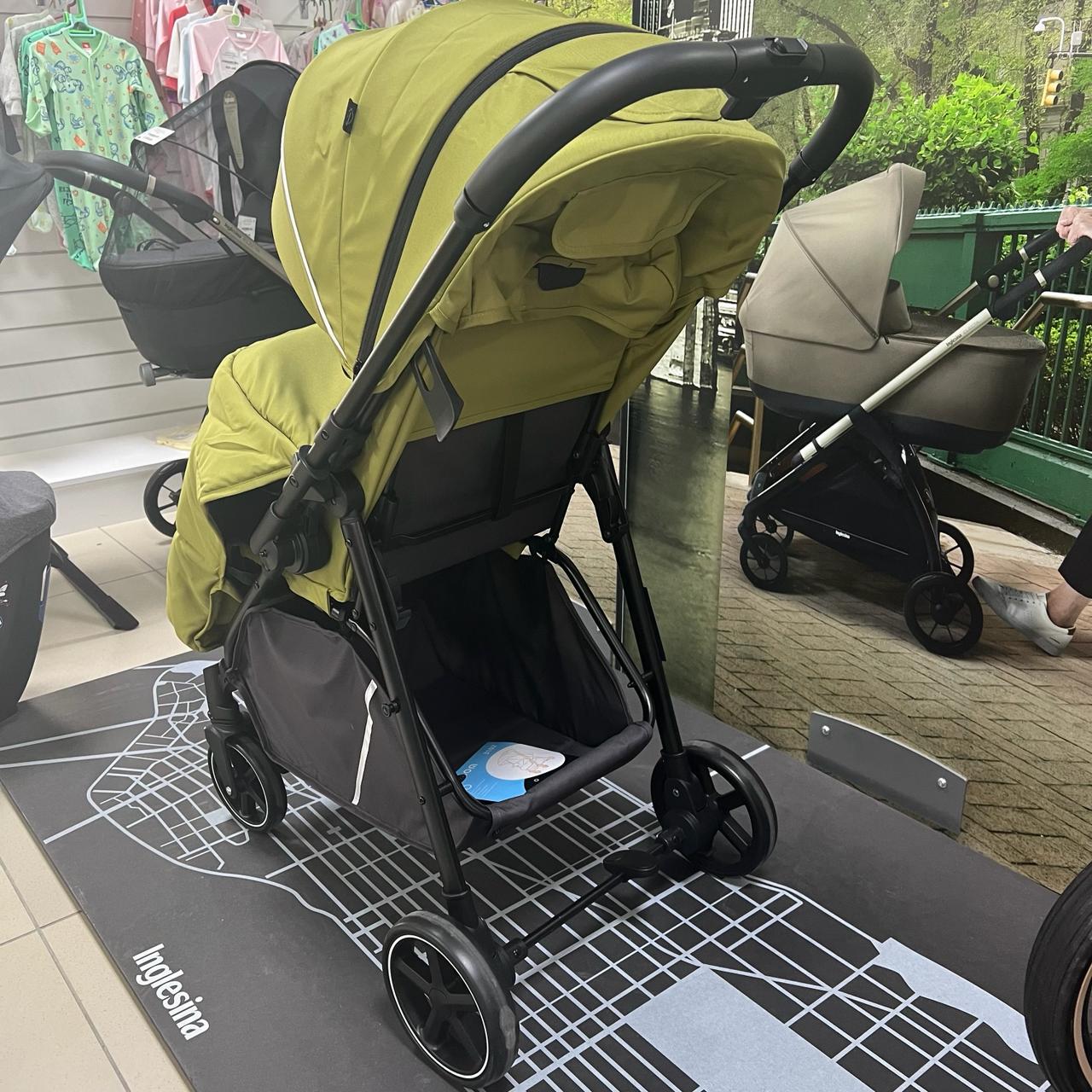 Коляска с перекидной ручкой Luxmom 3102 Темно-серый